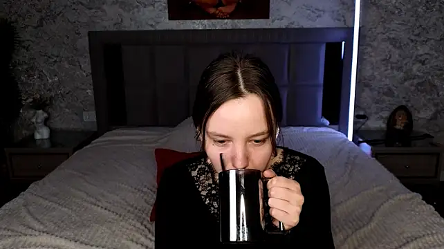 lolytaberryy stripchat live cam model