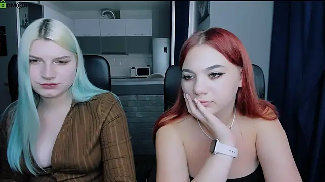 Rada_Kisss stripchat live cam model