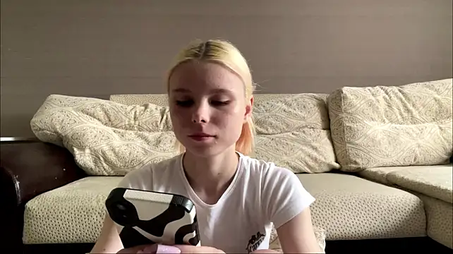 EdwinaDespres stripchat live cam model