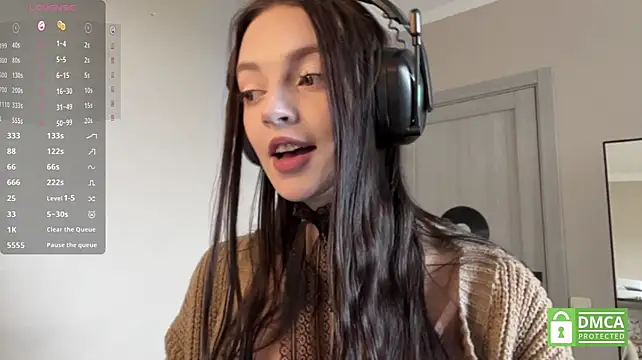 ReikoBartone stripchat live cam model