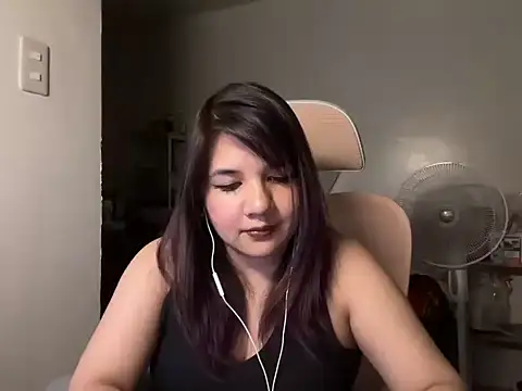 Suckerybunny stripchat live cam model