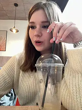 PumaShyXD stripchat live cam model