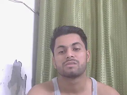 Stubborndesiboy stripchat live cam model