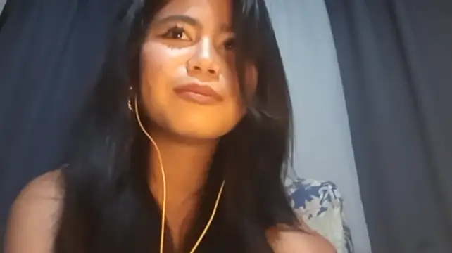 JinaRyun stripchat live cam model