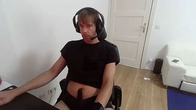 fit_ass_2021 stripchat live cam model
