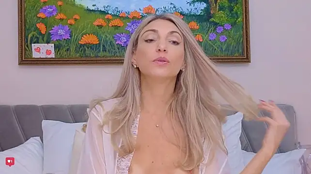 aurora-wow stripchat live cam model
