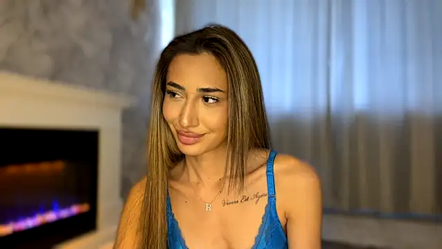 alissadreams stripchat live cam model