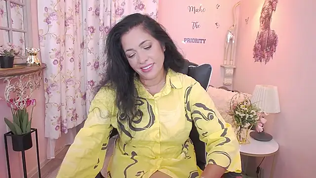 MyLovOne stripchat live cam model