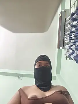 MalluSis stripchat live cam model