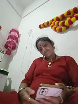 Radha_bhabi stripchat live cam model