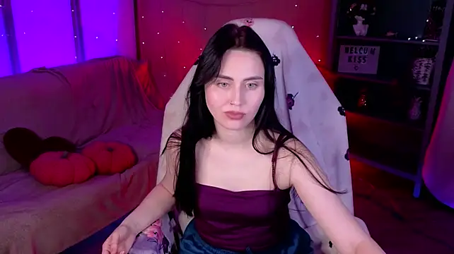 NoraLumi stripchat live cam model