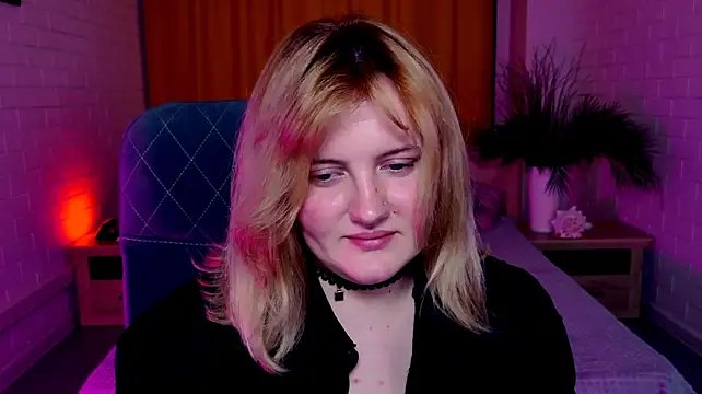 KathyBriggs stripchat live cam model
