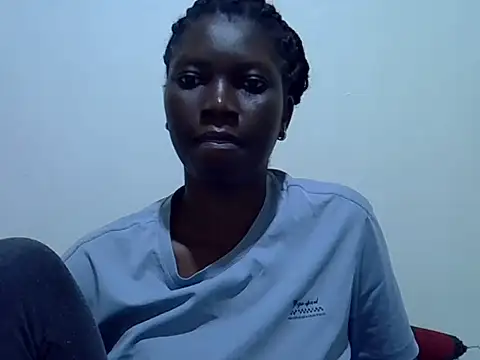 Sweet-Lynn stripchat live cam model