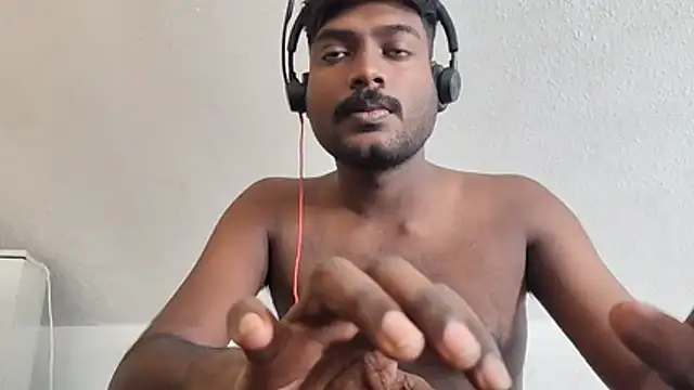 hardick213 stripchat live cam model