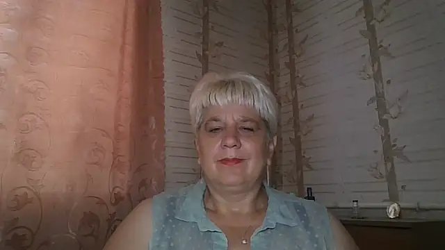 LizaRain777 stripchat live cam model