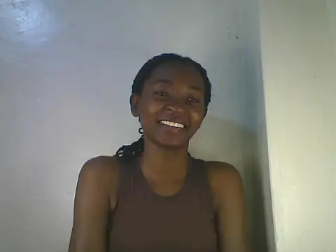 cutebrownny stripchat live cam model