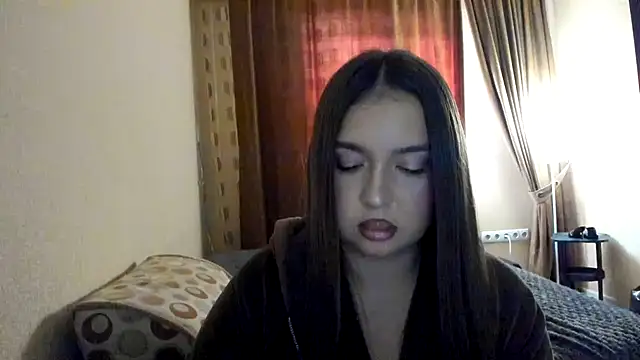 Camilla_Lovee stripchat live cam model