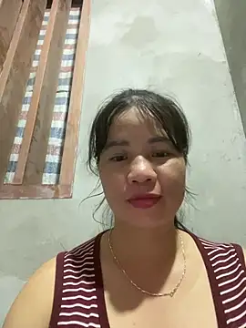 milk_sugar2k stripchat live cam model