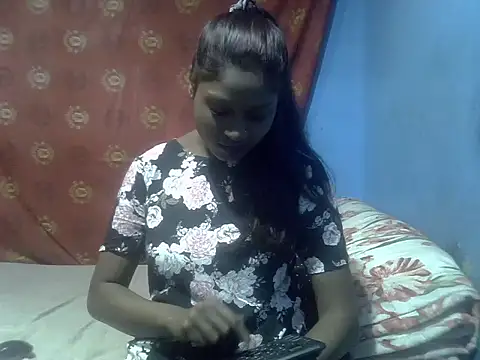 Indiansmiley01 stripchat live cam model