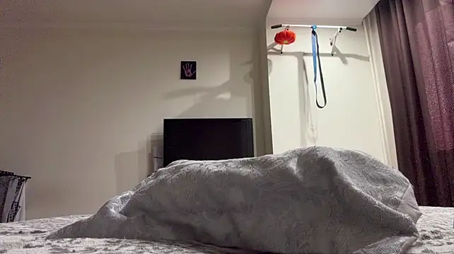 PaintedDisplay stripchat live cam model