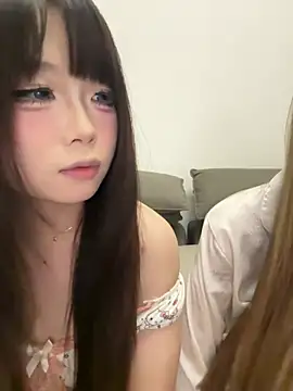 yyydgda stripchat live cam model