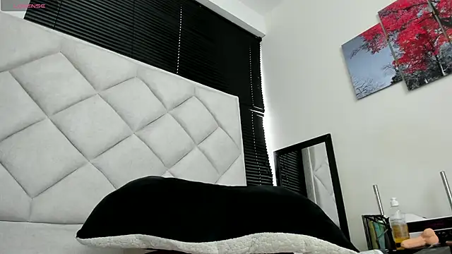 azul_moonn stripchat live cam model