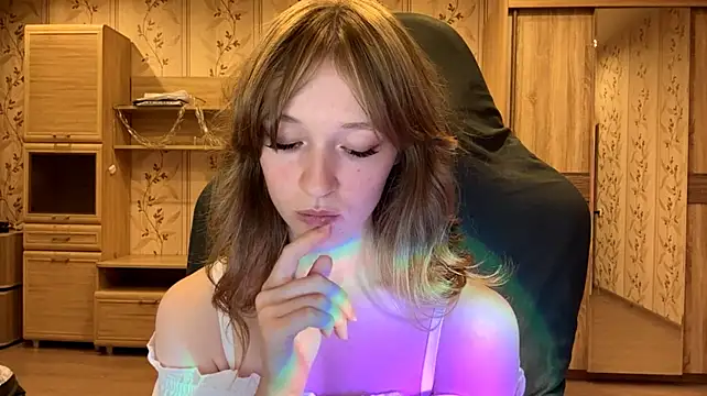 SalmonWhip stripchat live cam model