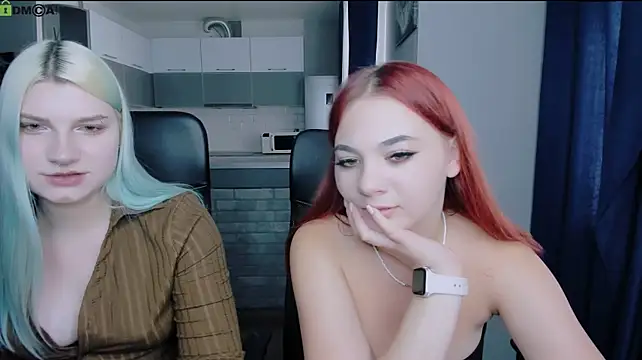 Rada_Kisss stripchat live cam model