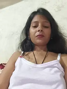 Gud_girl_Nilu stripchat live cam model