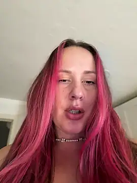Mona_Plus stripchat live cam model