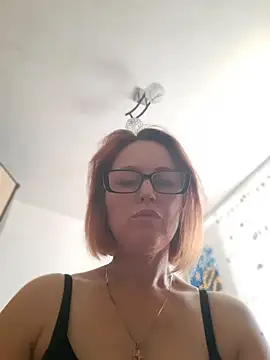 LanaOlbenst stripchat live cam model
