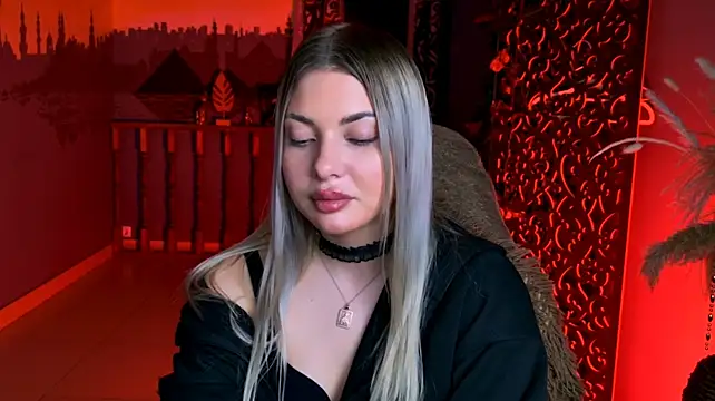 HyileyClark stripchat live cam model