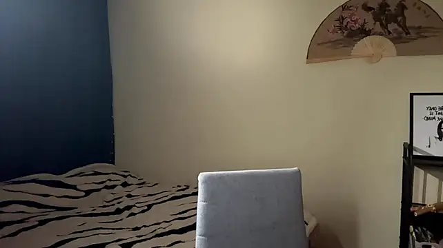 MysticHeart stripchat live cam model