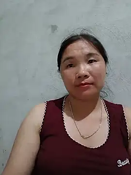 -Pudi- stripchat live cam model