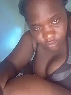 munyaaa stripchat live cam model