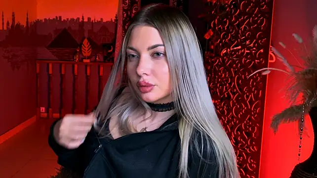 HyileyClark stripchat live cam model