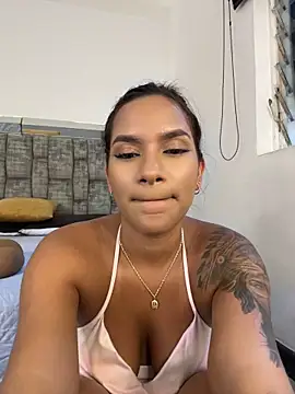 amara_wet04 stripchat live cam model