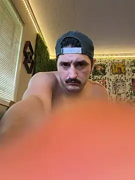 PoundedCajunGuy93 stripchat live cam model
