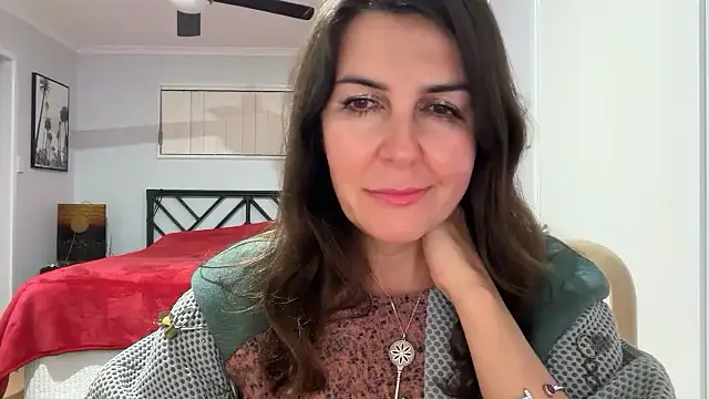 Jonellasa stripchat live cam model