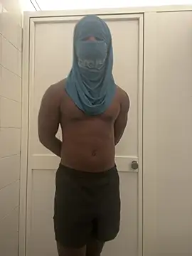 Iamblack-me stripchat live cam model