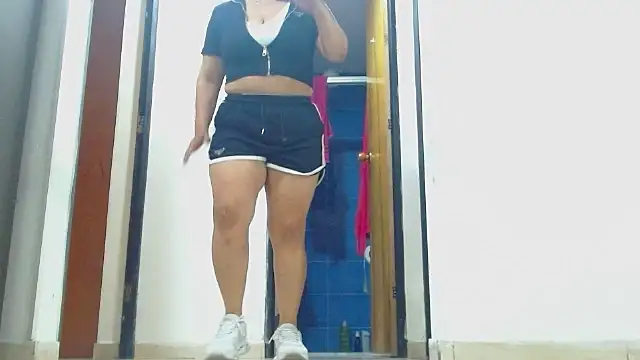 Ixchel_Anaid stripchat live cam model