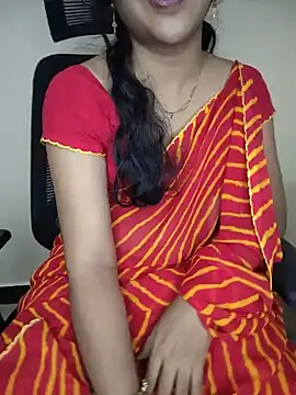 Cute-Smiely-Queen-Telugu stripchat live cam model