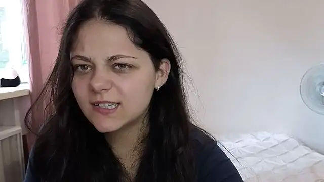 _Mikky_lil_ stripchat live cam model