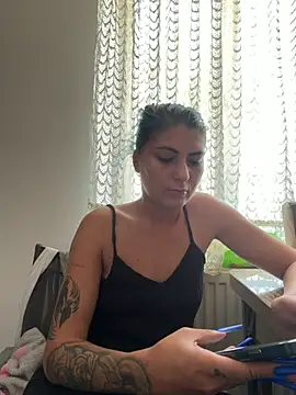 ranya9 stripchat live cam model