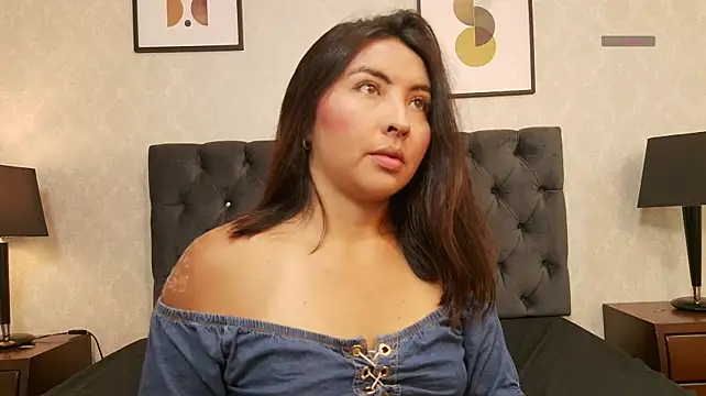 SofiBlosh stripchat live cam model