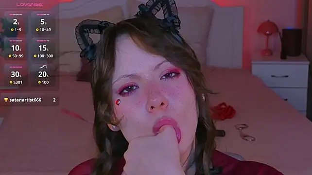 HeavenSinss stripchat live cam model
