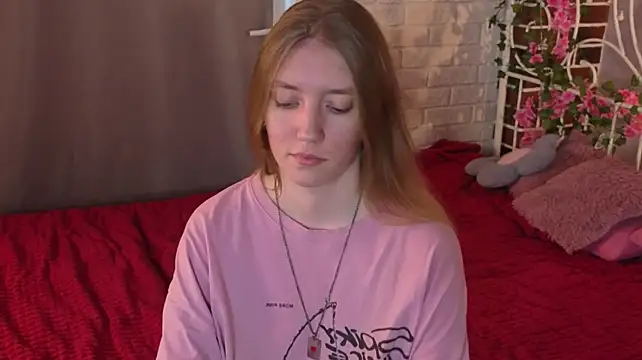 SookToulson stripchat live cam model