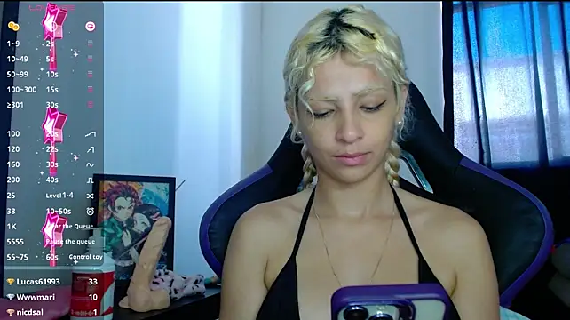 blondegamerr stripchat live cam model