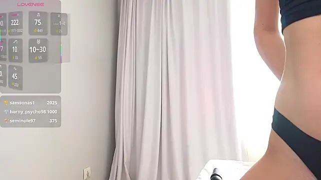 Hi_Kelly stripchat live cam model