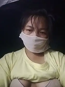 Hiha-nn stripchat live cam model